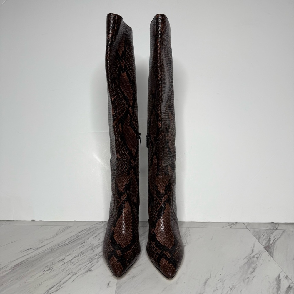 Steve Madden Evey Brown Snakeskin Pointy Toe Heeled Tall Boot 5 1/2 M - Picture 2 of 15